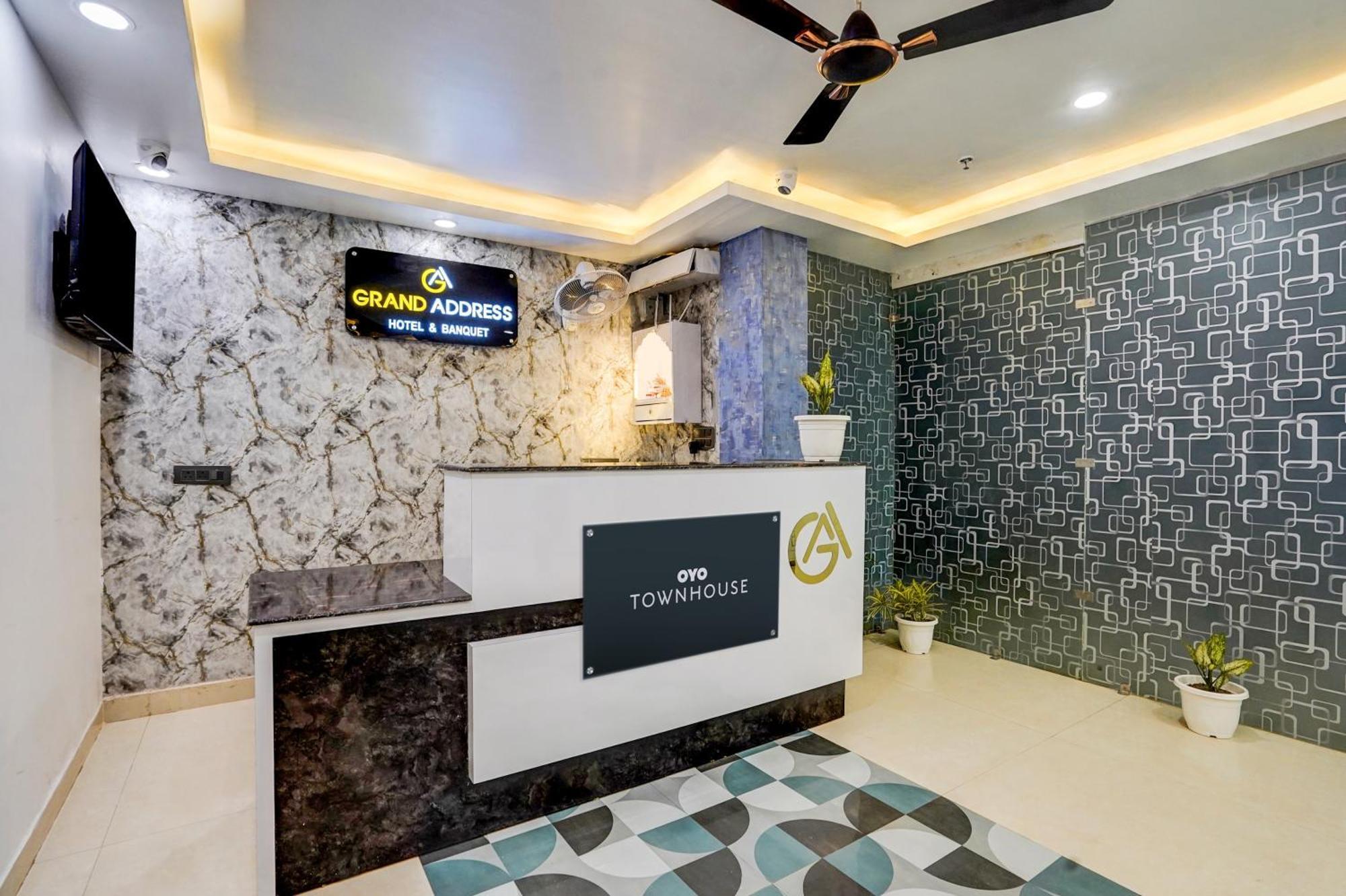 Townhouse Grand Address Hotel And Banquet 加济阿巴德 外观 照片